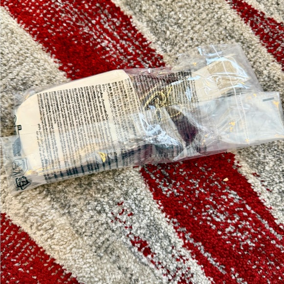 Lululemon Everywhere Crossbody Bag 2L & Dual Pouch Wristlet Bundle - Picture 11 of 14